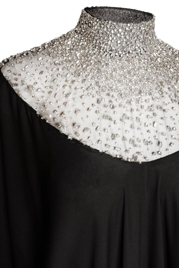 Naeem Khan EMBELLISHED NECKLINE CAFTAN