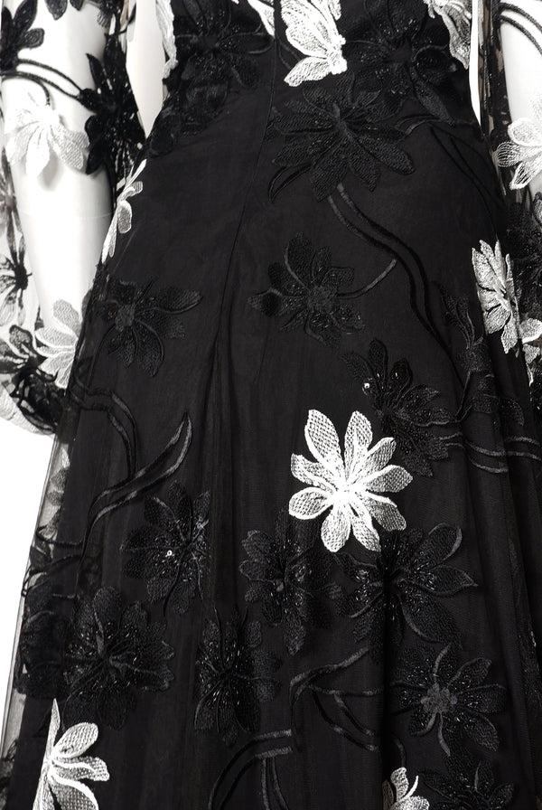 Naeem Khan LACE BOATNECK GOWN WITH BLOUSON SLEEVES