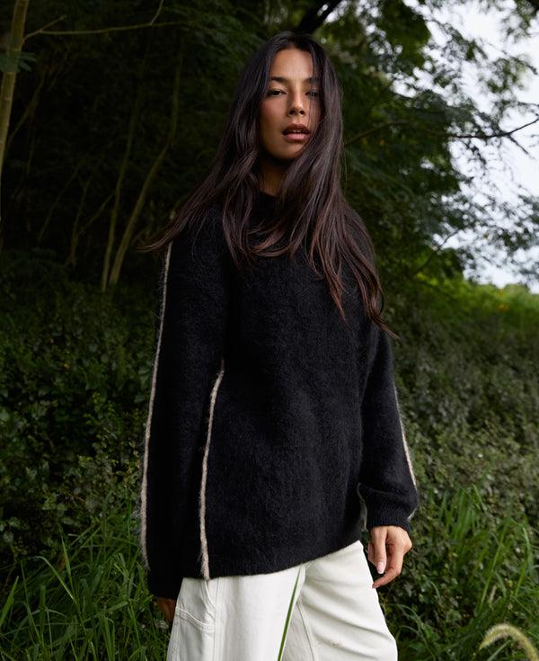 Nagnata BRUSHED ALPACA SWEATER BLACK
