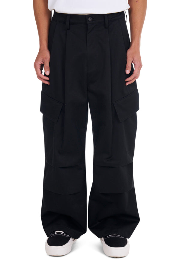 nahmias Oversized Cotton Cargos in Black Black