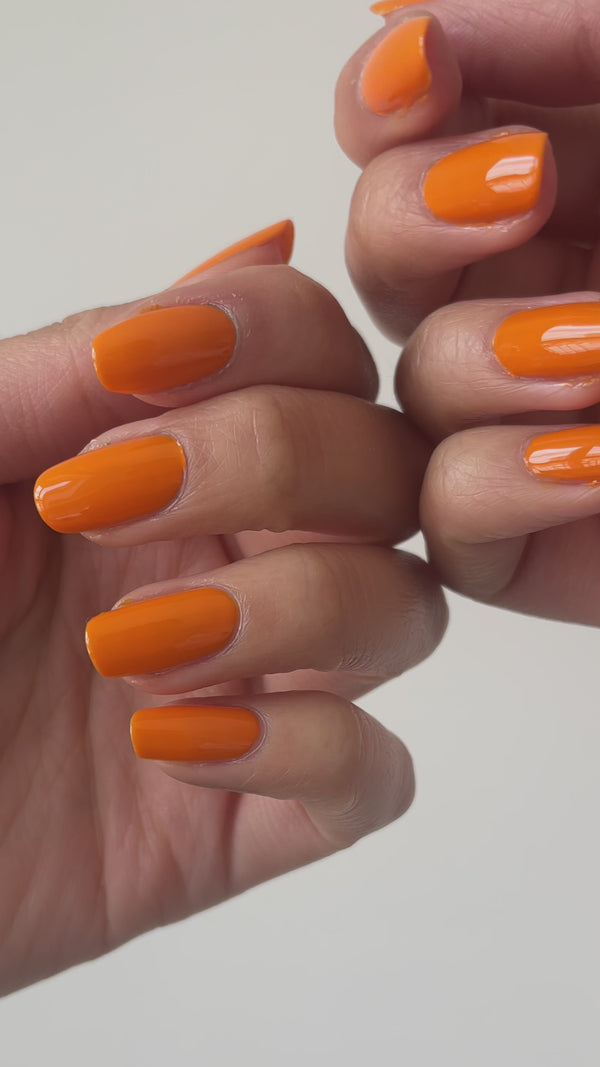 Nailberry Spontaneous