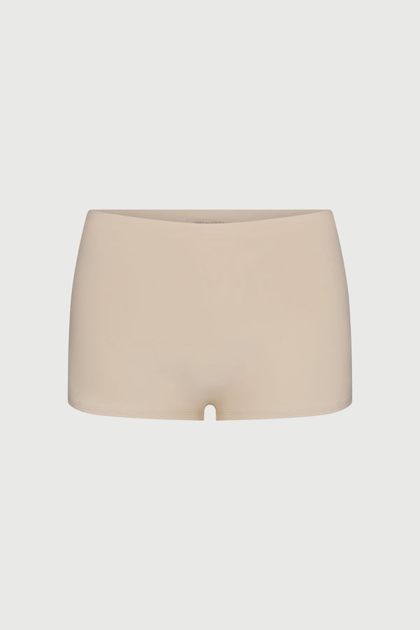 Naked Wardrobe Hourglass Foundation Short