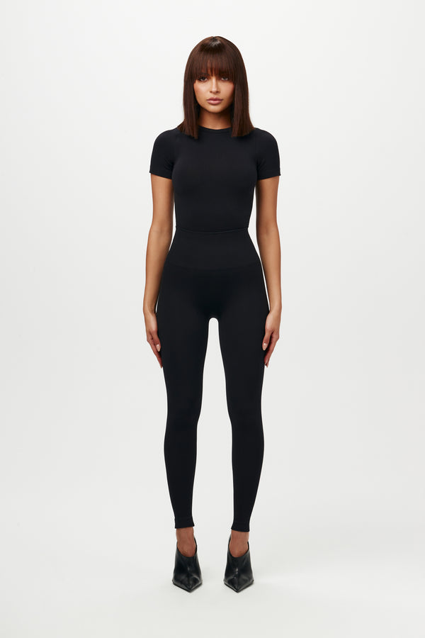 naked wardrobe Sculpt Short Sleeve Crewneck Top