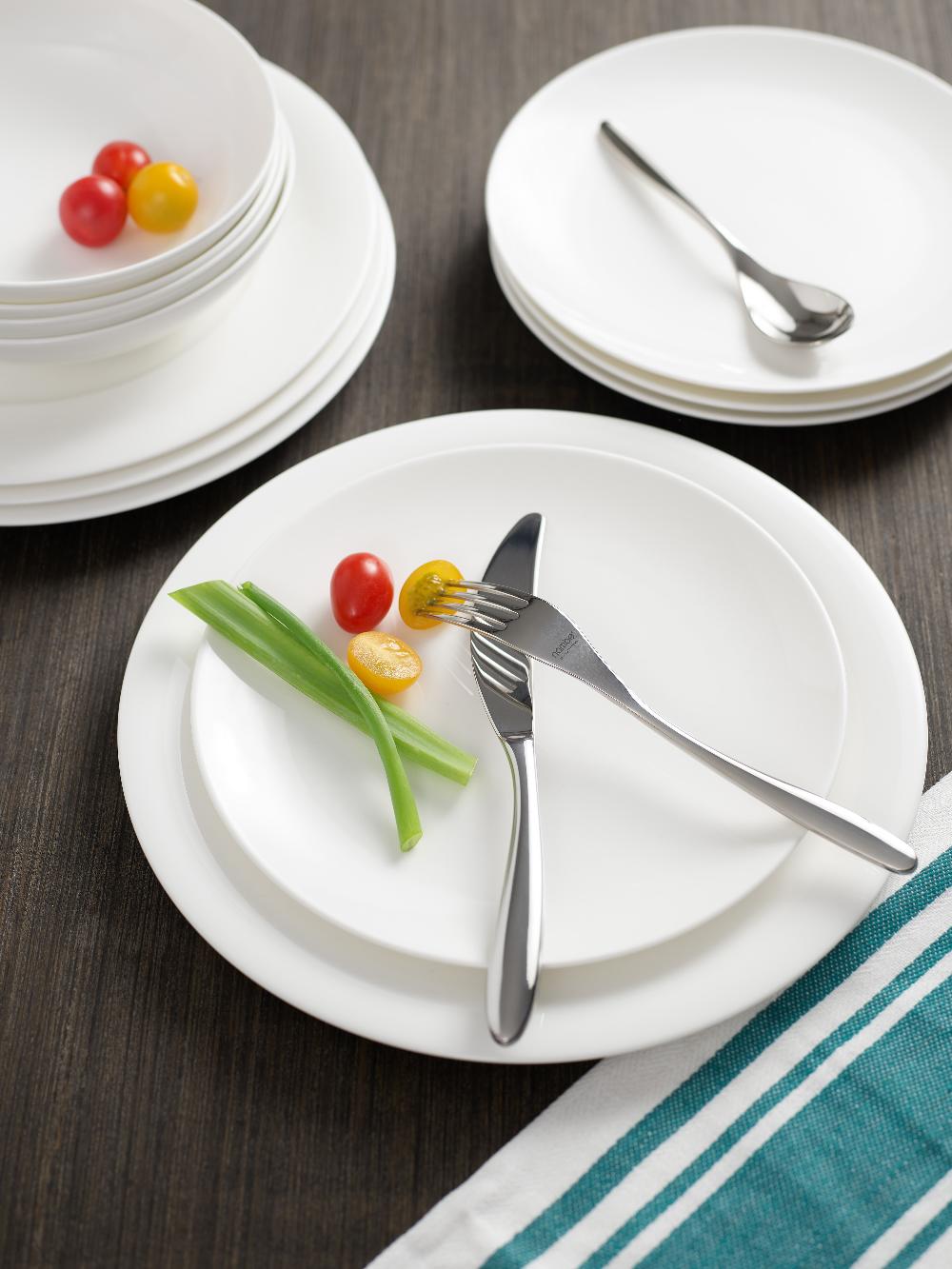Nambé Bend 45-Piece Flatware Set