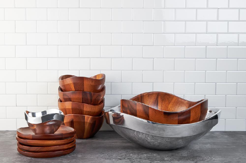 Nambé Billow Salad Bowl W/Servers