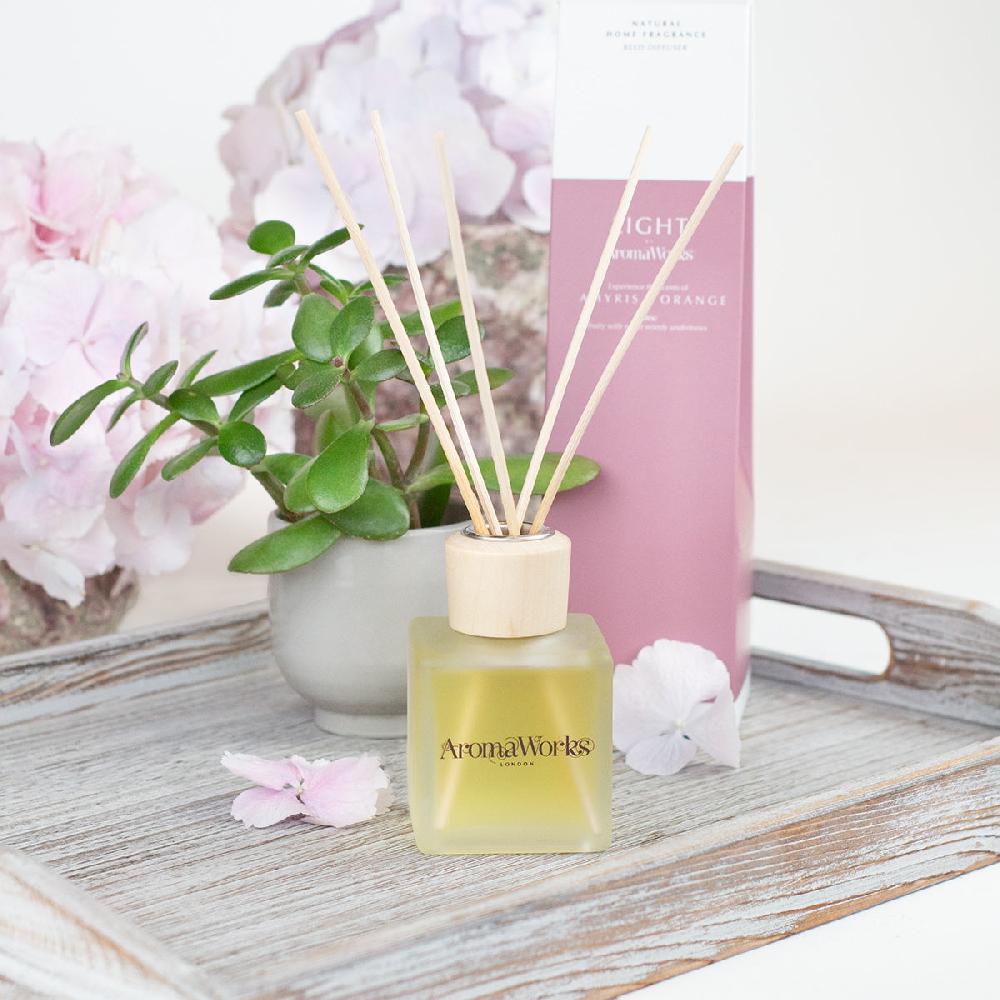 Nambé Light Small Reed Diffuser - Amyris & Orange