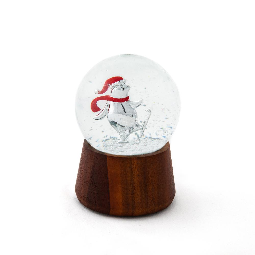nambé Skating Penguin Snowglobe