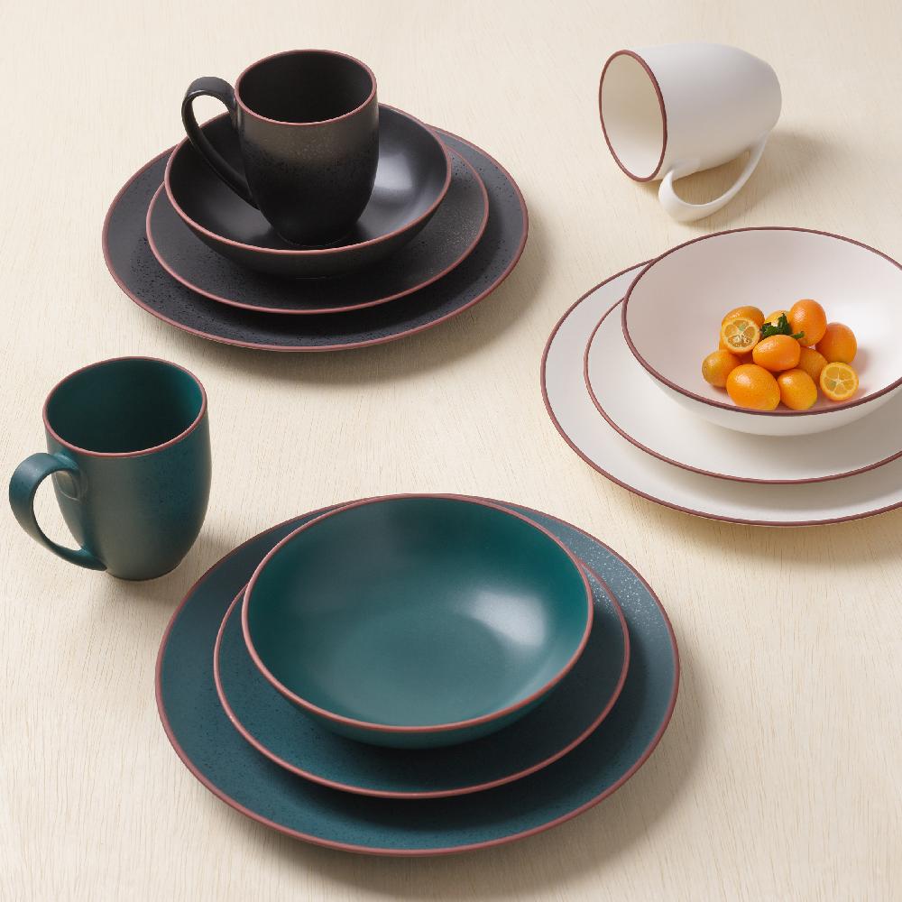 Nambé Taos 4-Piece Place Setting - Onyx