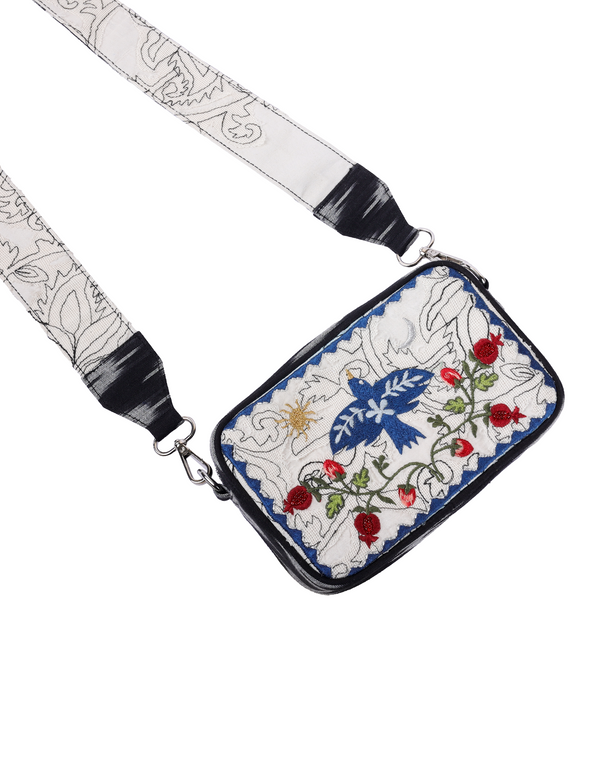 Namjosh Chic Charm