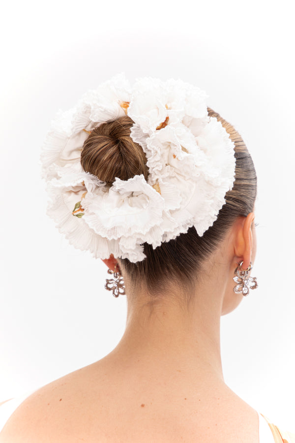 Nana Jacqueline Amani Scrunchie (White)