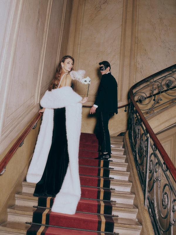 Nana Jacqueline Emma Fur Shawl (White)