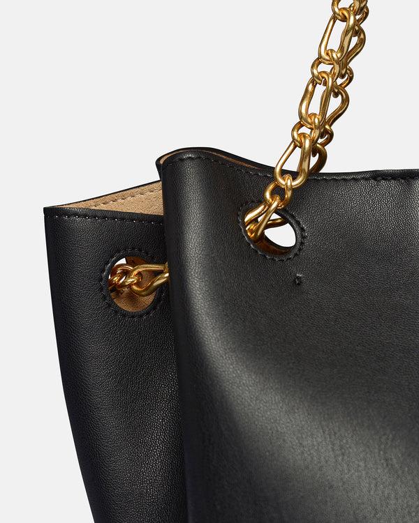 Nanushka THE GATHER BUCKET - Alt-nappa Bucket Bag - Black - Nanushka