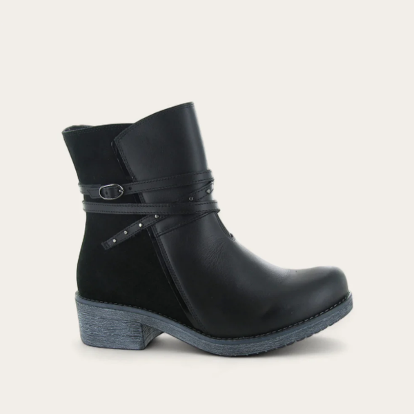 naot Bohemian Colleciton Poet