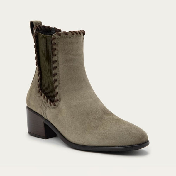 Naot Heritage Collection Tradition