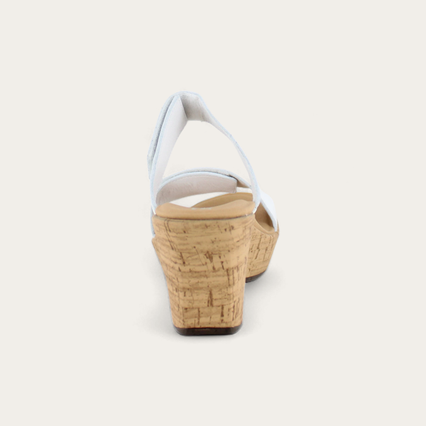 Naot Resort Collection Caveran