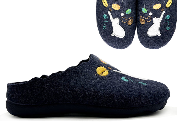 nat 2 MayBe MayBe ® Playing Cat navy