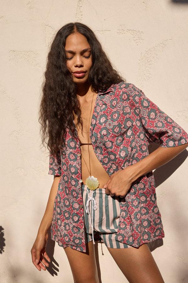 Natalie Martin KEV SHORT (UNISEX)