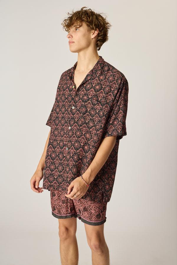 Natalie Martin KEV SHORT (UNISEX)