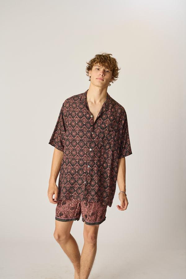 Natalie Martin KEV SHORT (UNISEX)