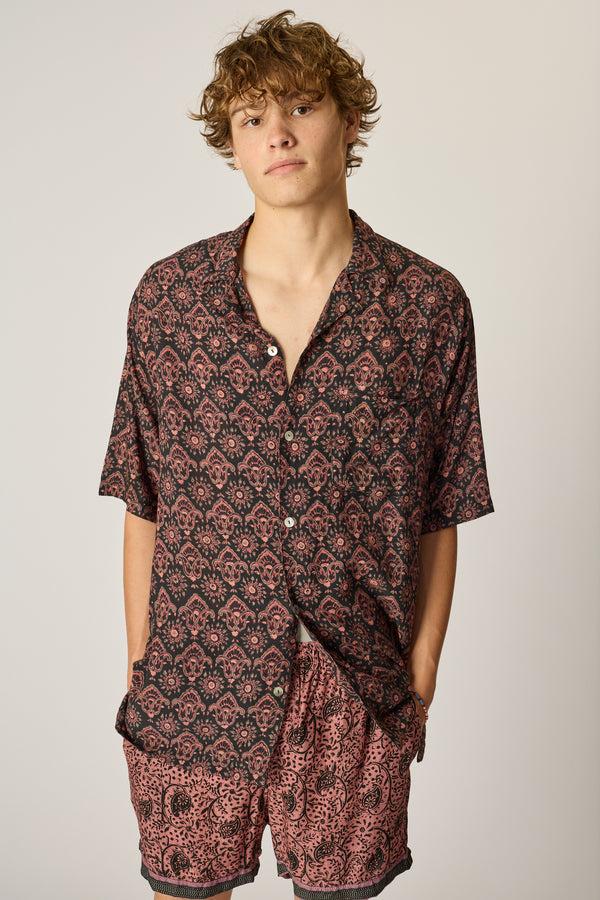 natalie martin KEVIN SHIRT (UNISEX)