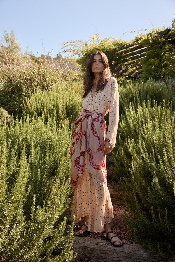 Natalie Martin PAREO