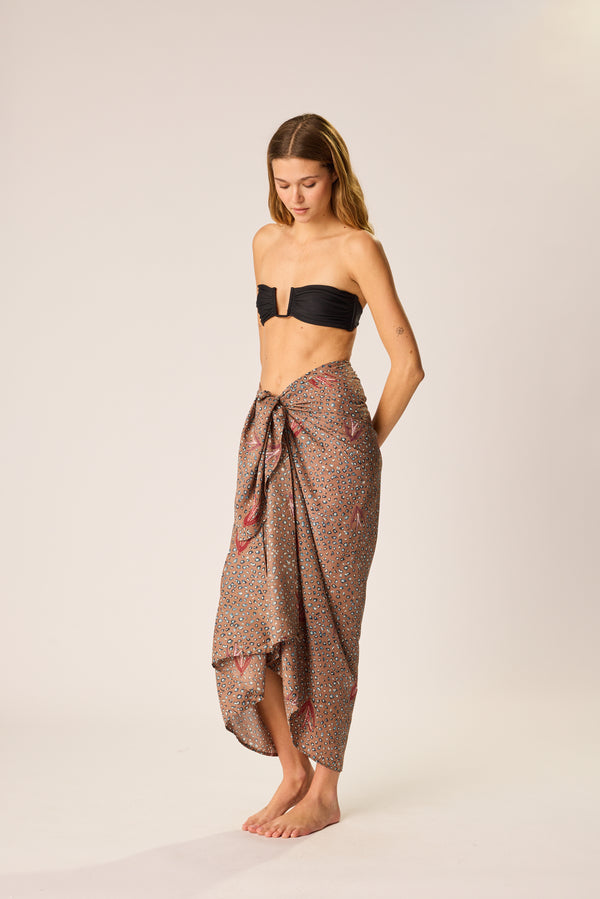 Natalie Martin PAREO