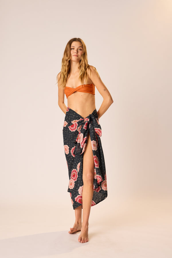 Natalie Martin PAREO