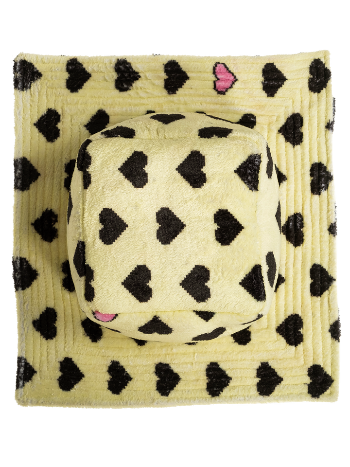 Natasha Zinko Pixel Heart Box Bucket Hat