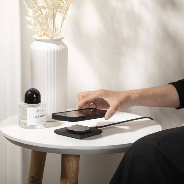 Native Union Drop Magnetic Wireless Charger