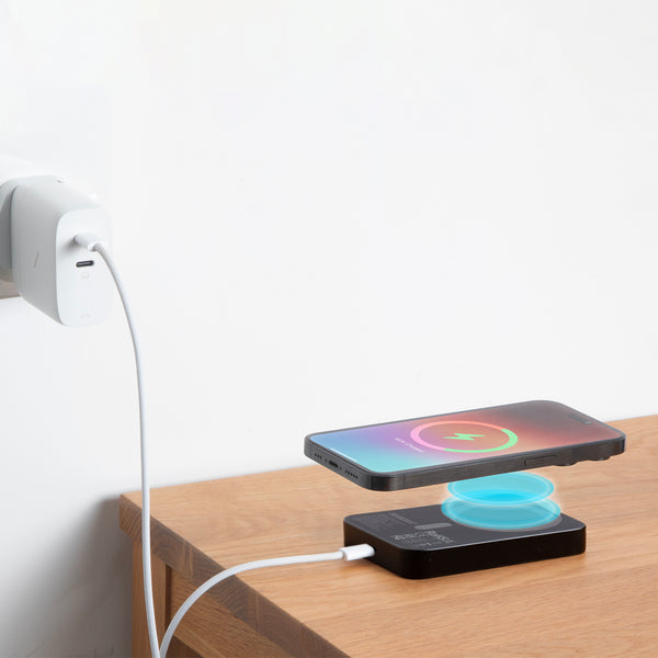 Native Union (Re)Classic Power Bank 10000mAh | Magnetic