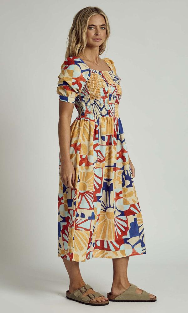 Native Youth COLLAGECLIPSE BOLD BLOOM PUFF SLEEVE MIDAXI DRESS IN MULTI