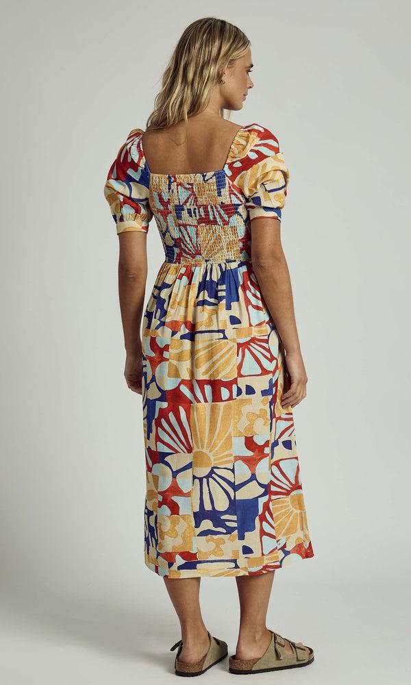 Native Youth COLLAGECLIPSE BOLD BLOOM PUFF SLEEVE MIDAXI DRESS IN MULTI