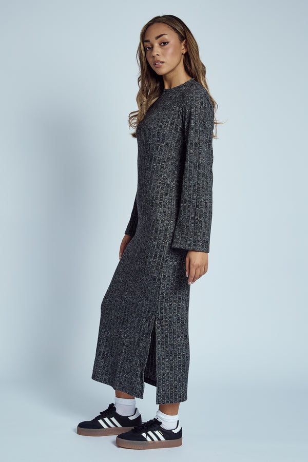 Native Youth ELIZA RIBBED BACK DETAIL KNITTED MAXI DRESS