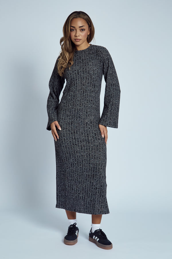 native youth ELIZA RIBBED BACK DETAIL KNITTED MAXI DRESS