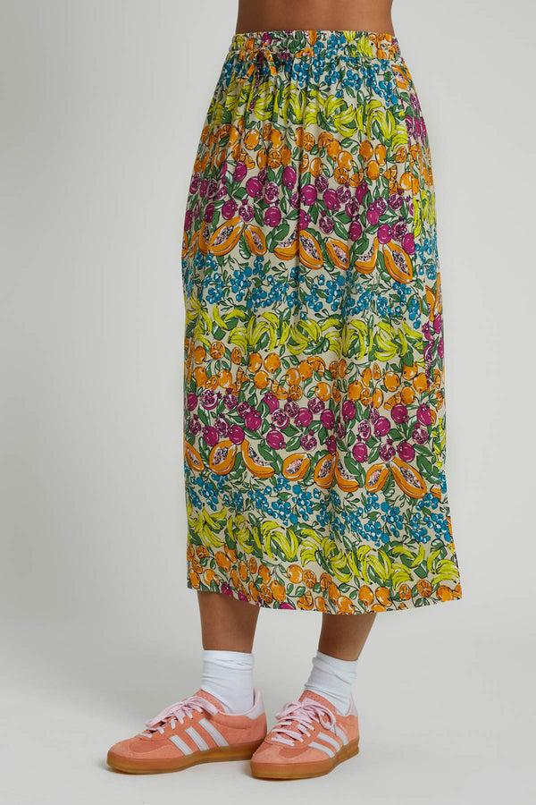 native youth ETAERIO FRUIT PRINTED ECOVERO VISCOSE MIDI SKIRT