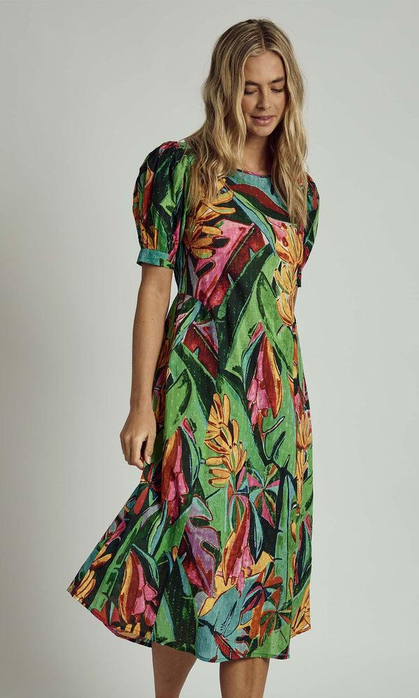 Native Youth JAMISON TROPICAL PRINT DOBBY MIDI DRESS IN MULTI