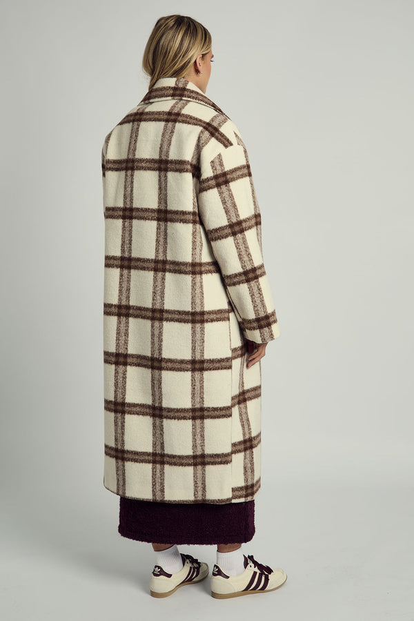 Native Youth JOSIE TEDDY GINGHAM LONGLINE OVERCOAT IN BREAM CHECK