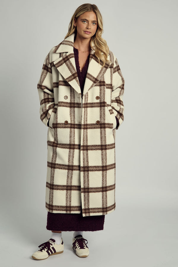 native youth JOSIE TEDDY GINGHAM LONGLINE OVERCOAT IN BREAM CHECK