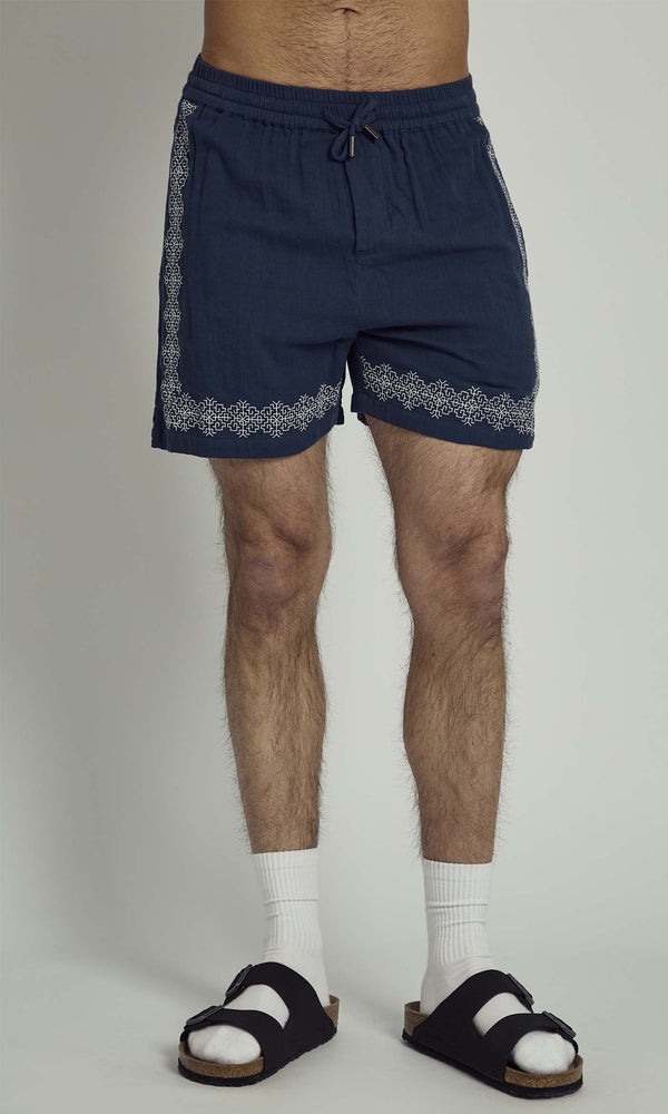 native youth KENDRICK COTTON GAUZE SHORT WITH EMBROIDERED BORDER