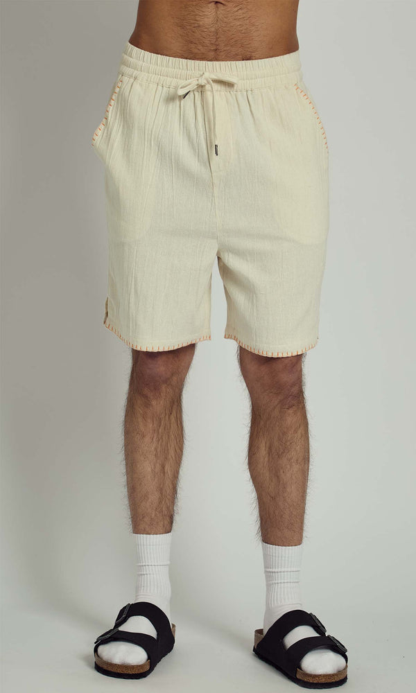 native youth CLOVER TEXTURED BOXY SHORT
