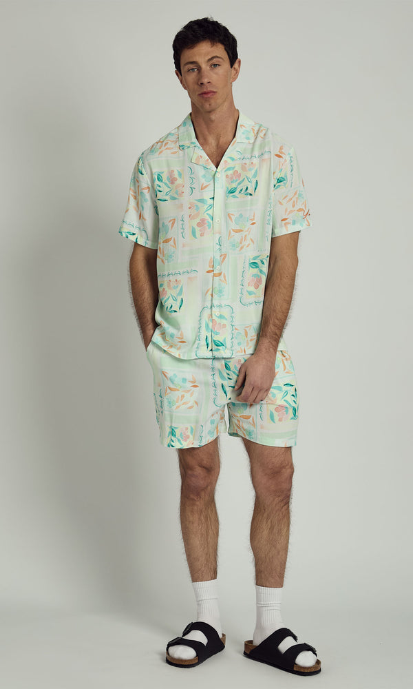 Native Youth EDWIN PRINTED SHORT