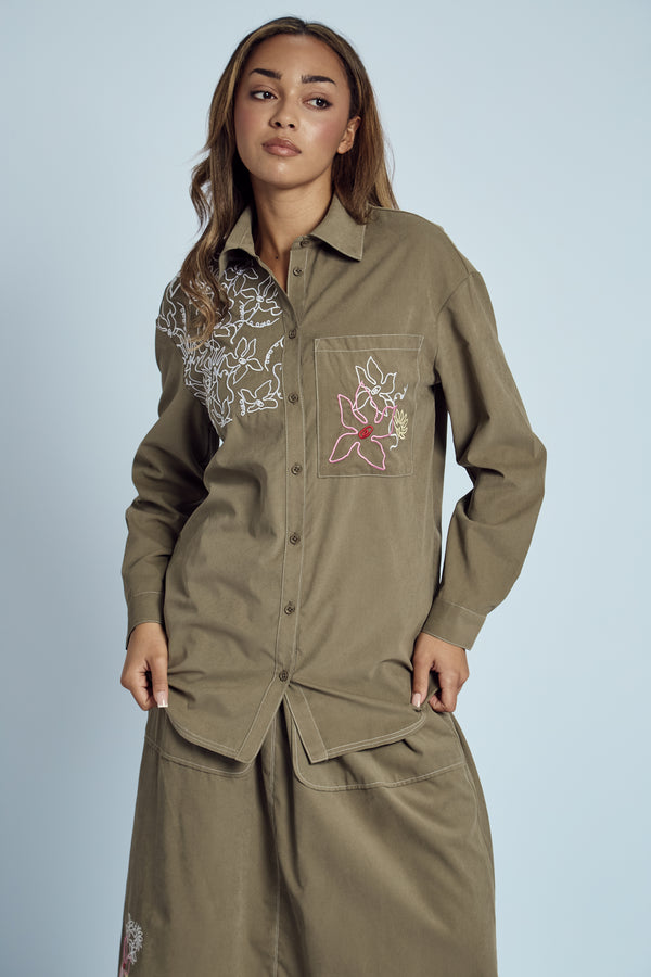 native youth EVELYN EMBROIDERED BOYFRIEND SHIRT
