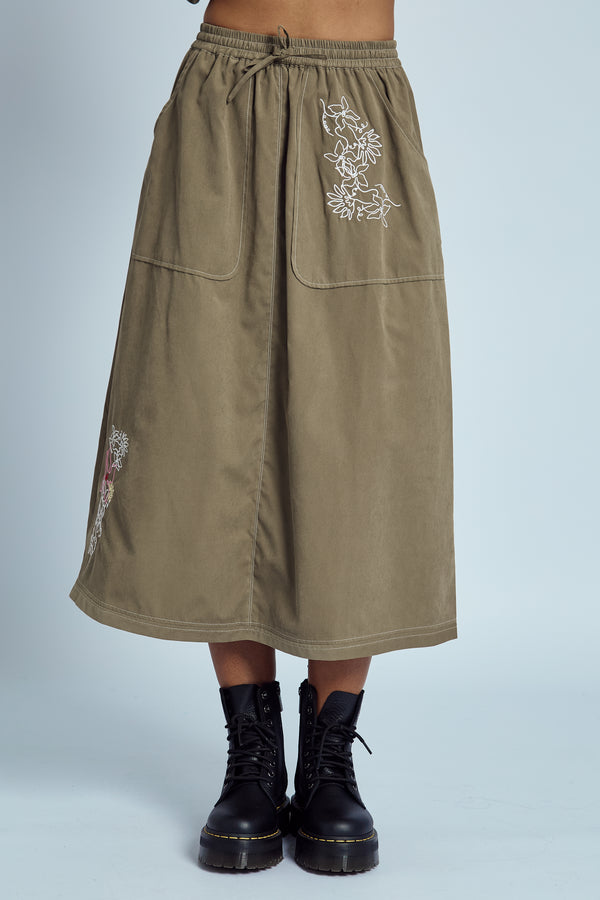 native youth EVELYN EMBROIDERED MIDI SKIRT