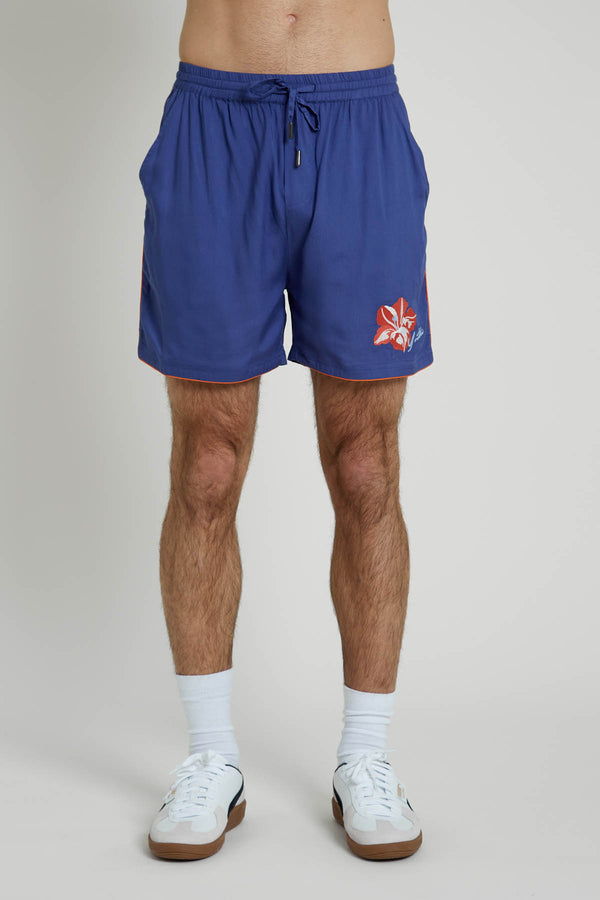 Native Youth FARRAGO EMBROIDERED SHORT