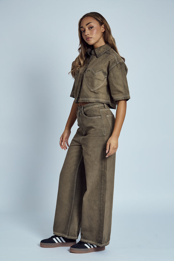 Native Youth LACY ACID WASH CROPPED DENIM SHIRT