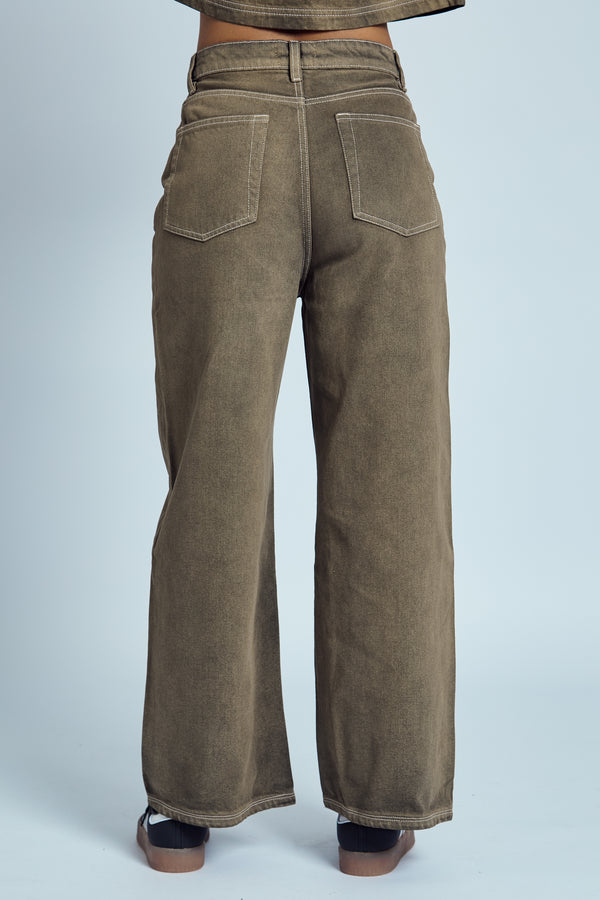 Native Youth LACY BARREL LEG WASHED JEAN