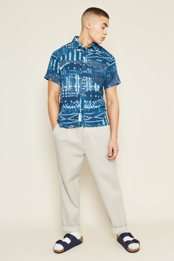 Native Youth NAJA SHIRT