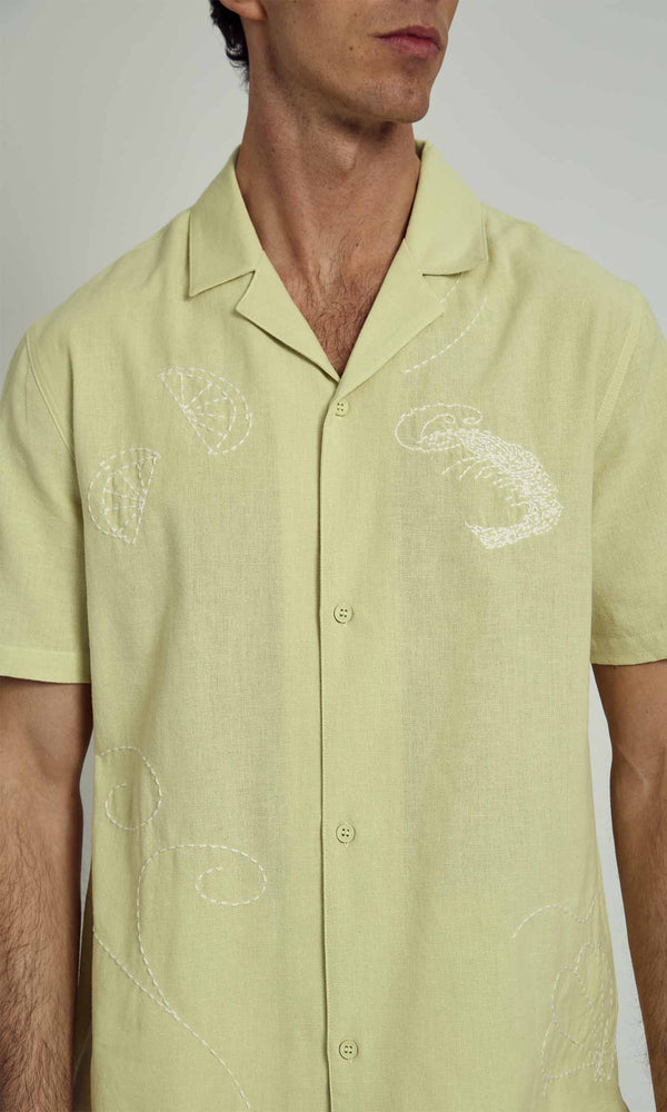 Native Youth RHODES REVERE SHIRT WITH EMBROIDERY DETAILS