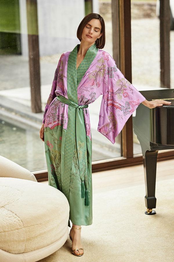 Natori Couture Nara Embellished Drop Sleeve Silk Robe Lilac Rose