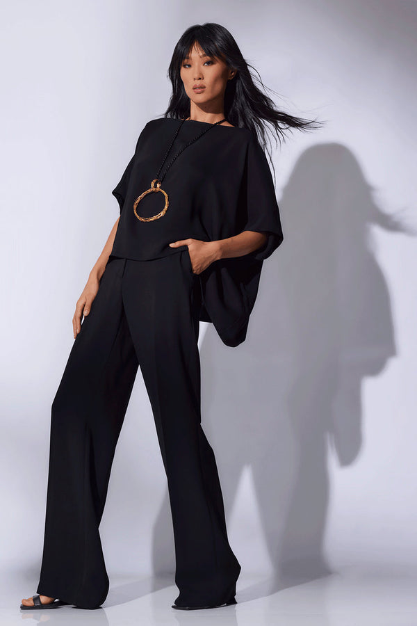 Natori Gold Brass Wire Pendant Necklace Antique Gold